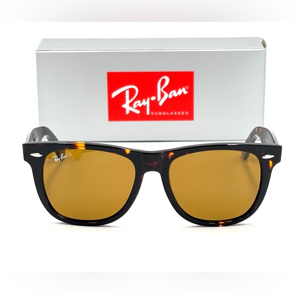Ray-Ban Brown Sunglasses Classic Accessories - Picture 11 of 16